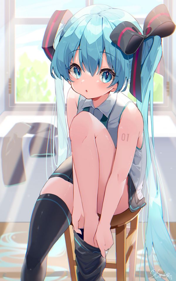 Meninas anime,Vocaloid,Hatsune Miku,leg fetish,meias,sentado