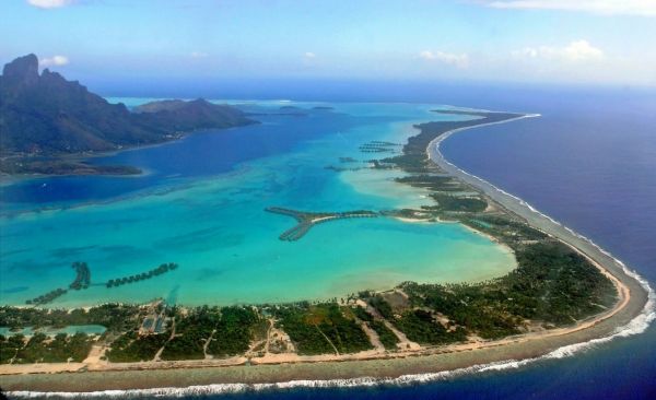 plaża,Bora Bora,Polinezja Francuska,wyspa,1300x793 px,widok z lotu ptaka