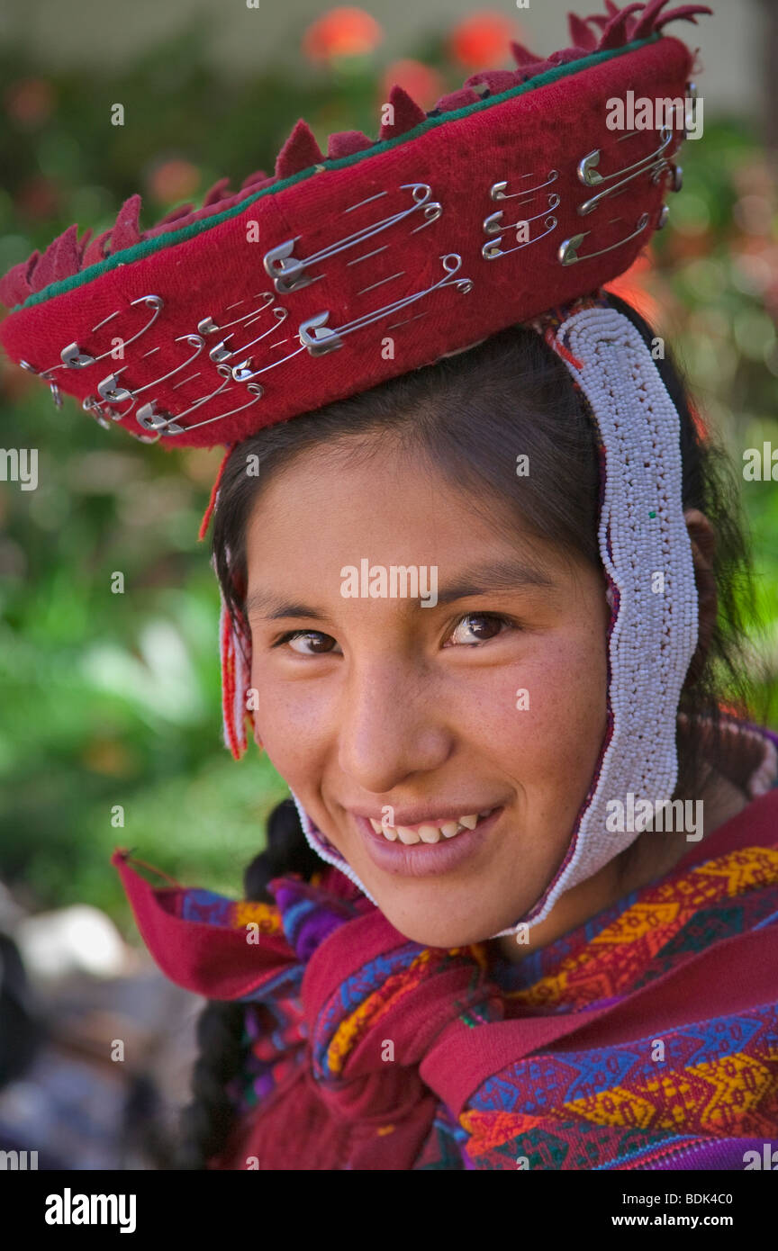 Portrait of an Indian girl, Sacred Valley, near Cuzco, Peru Stock Photo