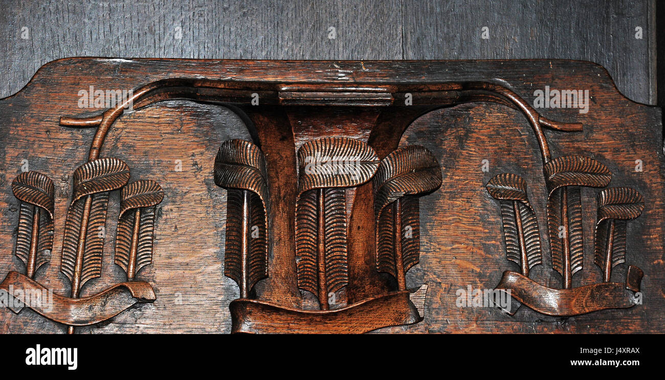 Misericord in the parish church of St Laurence, Ludlow.  the personal badge of Edward of Woodstock, acquired from the dead King of Bohemia at Crecy. Stock Photo