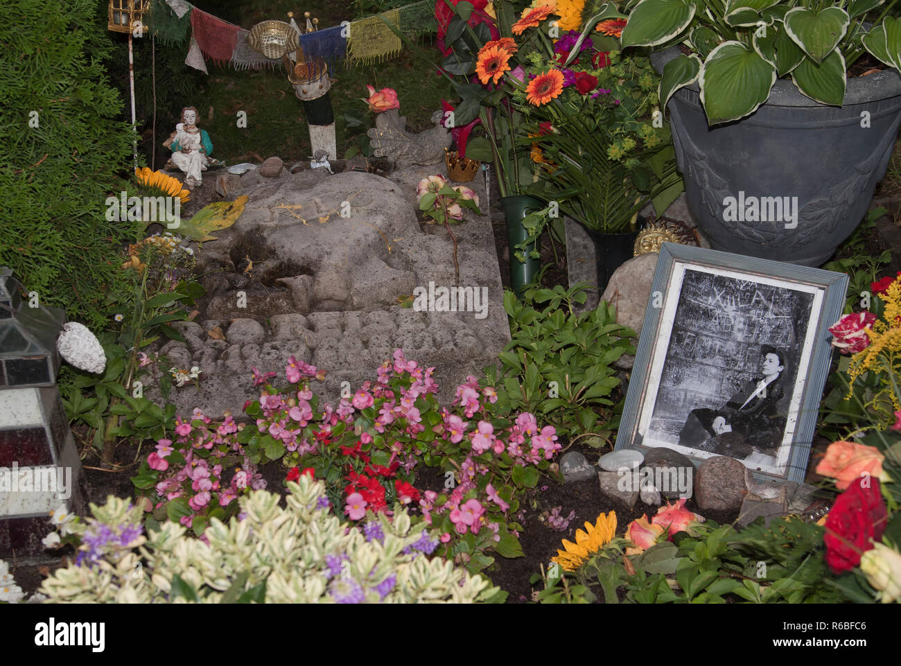 Tomb of the singer Rio Reiser on the Alte St. Matthäus Kirchhof in Berlin, Germany Stock Photo