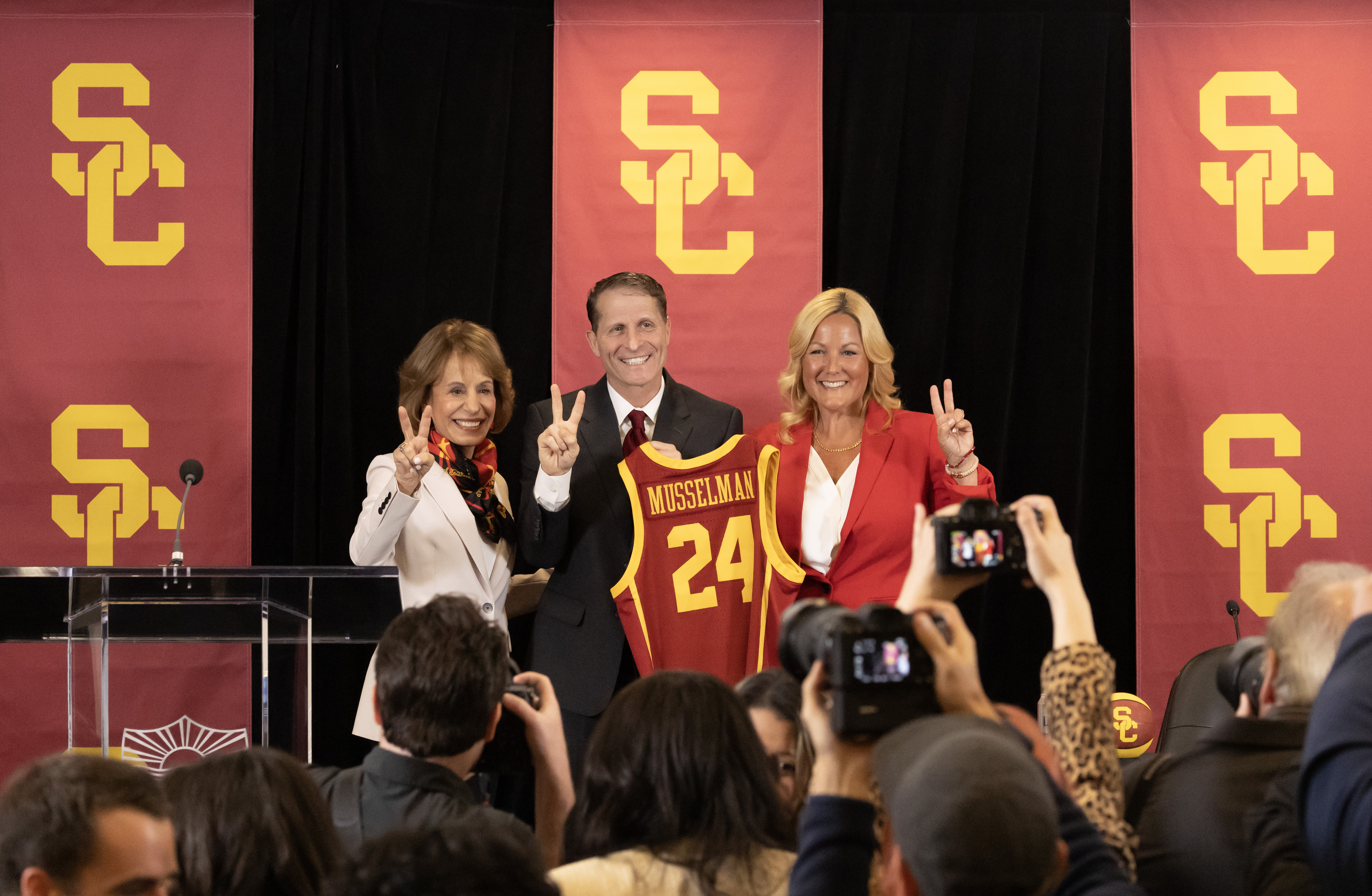 LOS ANGELES, CA- APRIL 05: USC President Carol Folt, left, Eric Musselman and Athletic Director.