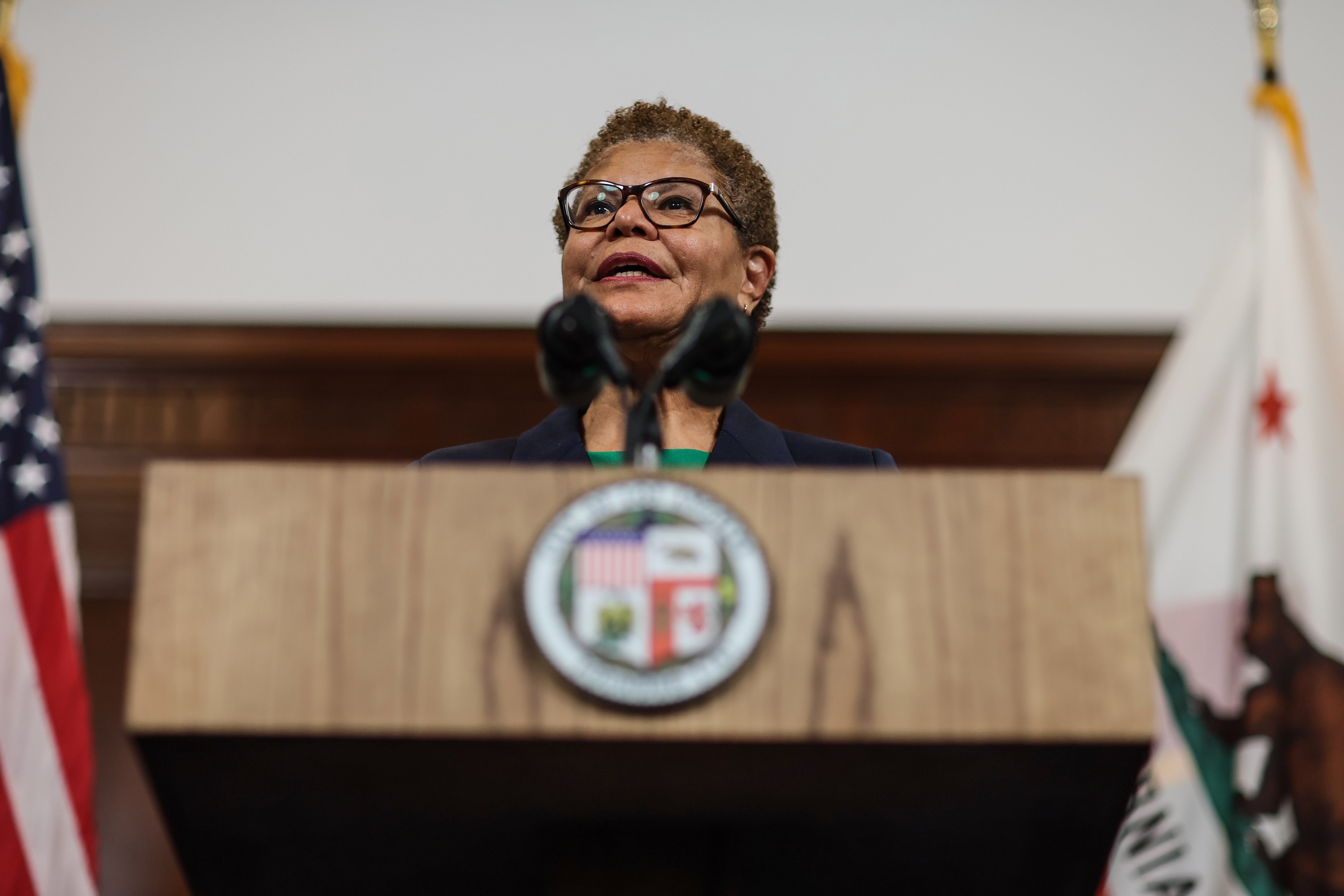 Los Angeles, CA, Monday, April 22, 2024 - LA Mayor Karen Bass unveils 2024-25 fiscal budget at City Hall. (Robert Gauthier/Los Angeles Times)