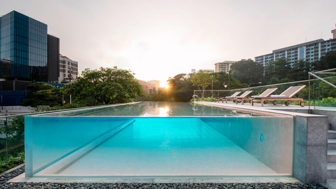 Rooftop Infinity Pool