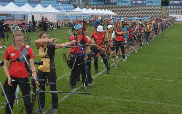 Френски отбори доминираха на Европейската клубна купа по стрелба с лък в Русе