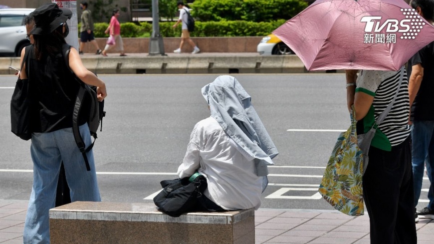 截至7月4日為止已有多達201人因為熱傷害就醫。（圖／胡瑞麒攝）