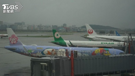 豪大雨「松山、嘉義機場」暫停地面作業　航班恐延誤