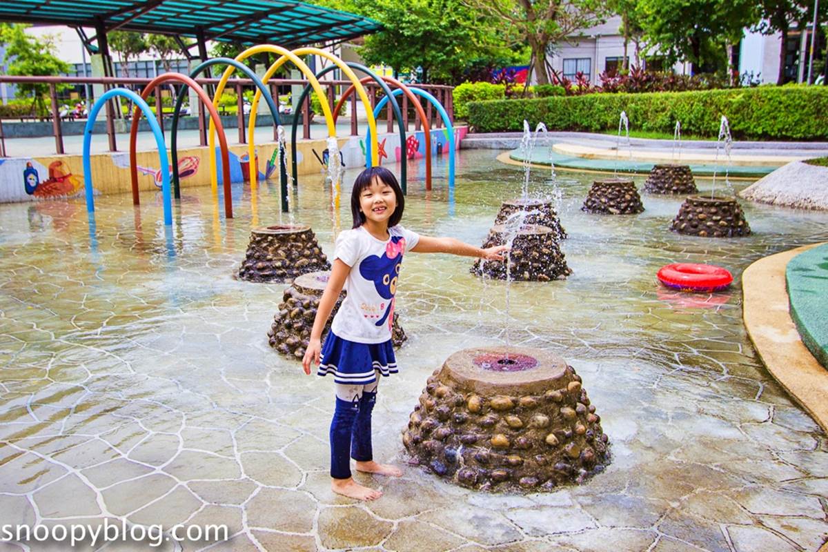 帶孩子免費玩到飽！新北５大「戲水勝地」：全台最大水樂園、博物館玩水廣場