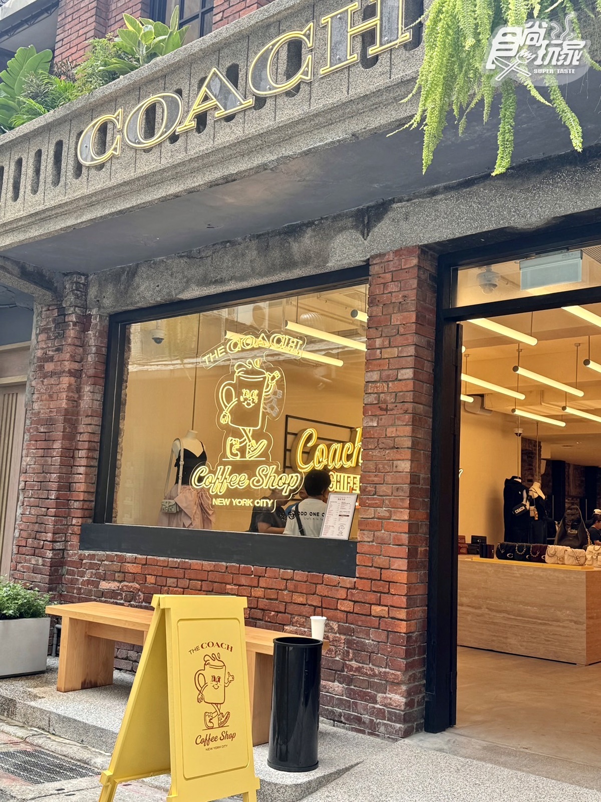 【新開店】全台首間「COACH咖啡廳」在中山！獨棟百年老宅翻新，菜單、推薦品項