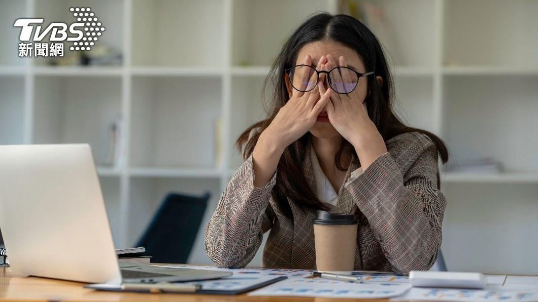 網友提早到公司，竟被主管責怪免費吹冷氣。（示意圖／shutterstock達志影像）