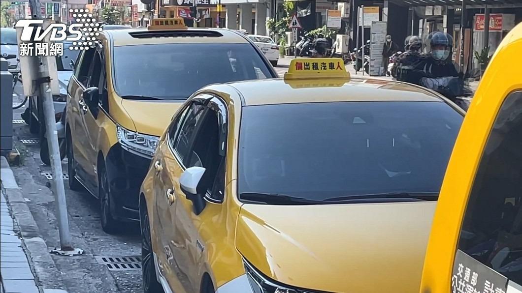 網友好奇，大家叫車會選擇計程車還是Uber？（示意圖，與事件無關／TVBS資料畫面）