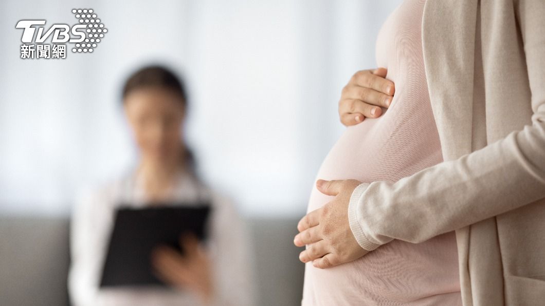 台大醫分享一名女患者，生完2胎身高長高4公分。（示意圖，非當事人／shutterstock達志影像）