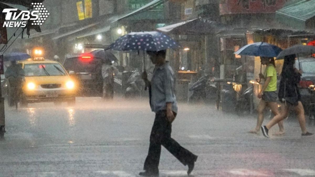 氣象署發布大雨特報。（示意圖／TVBS）