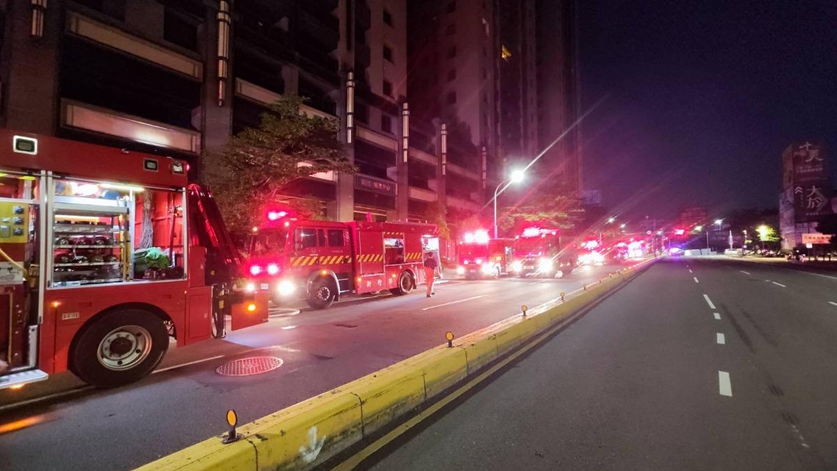 豪宅大樓「豐邑晴空匯」大火導致2名消防員殉職。（圖／翻攝自新竹市政府臉書）
