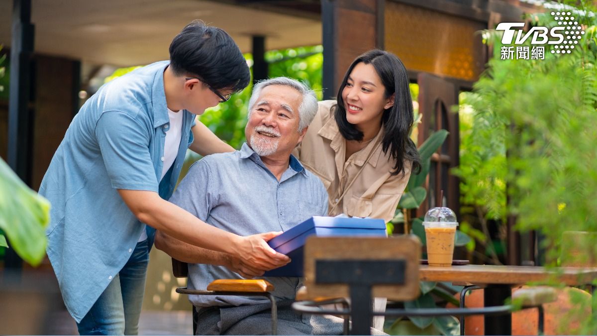 3生肖晚年會有源源不絕的福報。（示意圖，非當事人／shutterstock達志影像）