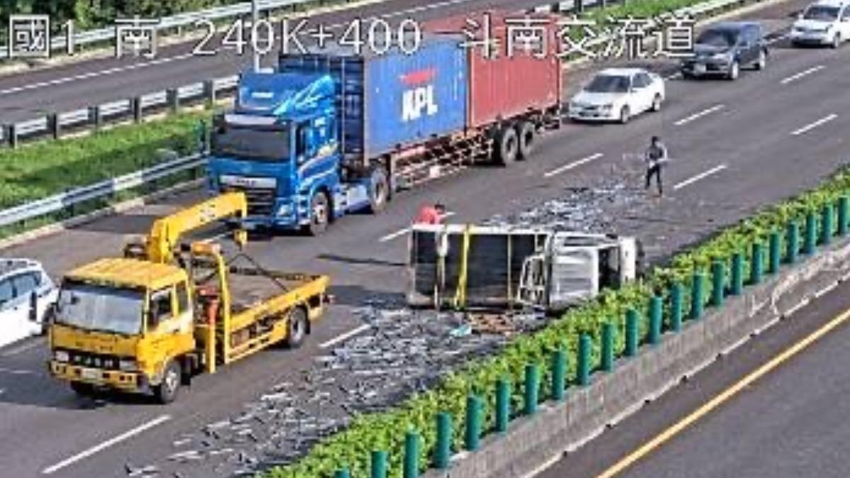 國道1號北向240.5公里處斗南交流道，今（22）日下午發生一起車禍事故。（圖／翻攝自高速公路資訊網）