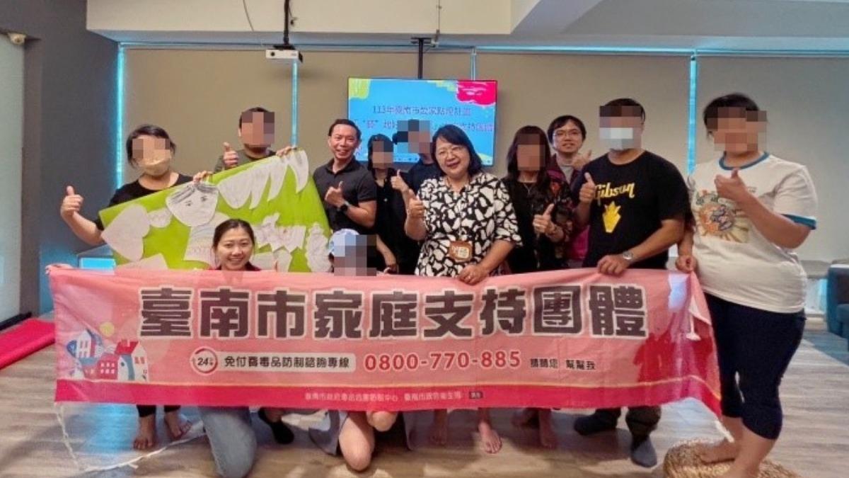 臺南市針對各族群輕生防治提供不同策略規劃。（圖／台南市政府衛生局提供）