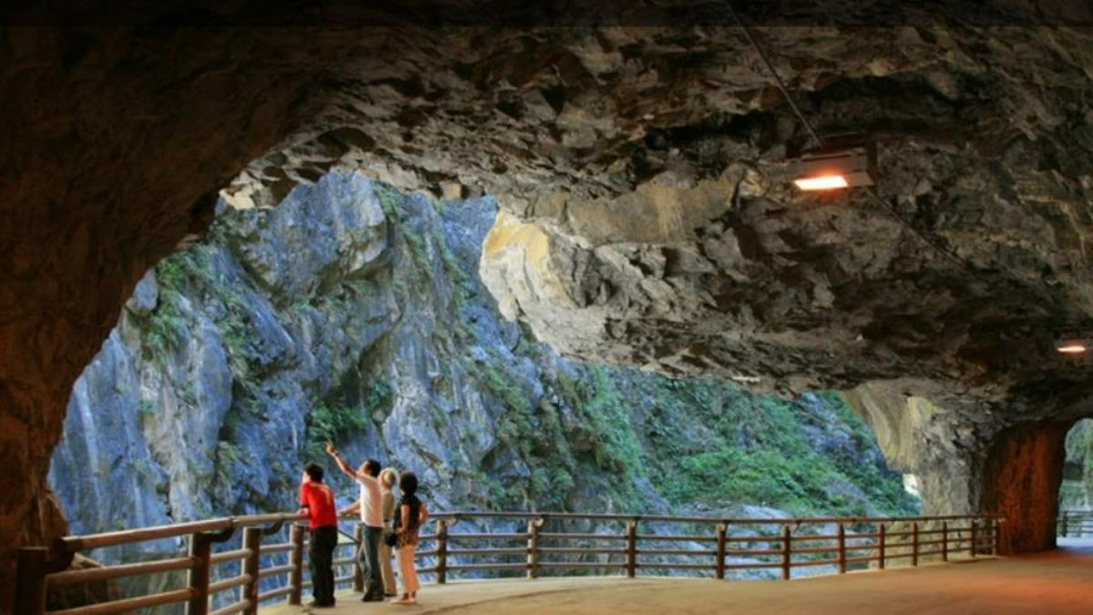 台灣山景之多，不少人皆會前往登山看美景。（圖／翻攝自交通部觀光署）