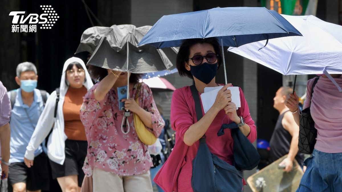 Taiwan braces for scorching weekend, temps to hit 39°C (TVBS News) Taiwan braces for scorching weekend, temps to hit 39°C