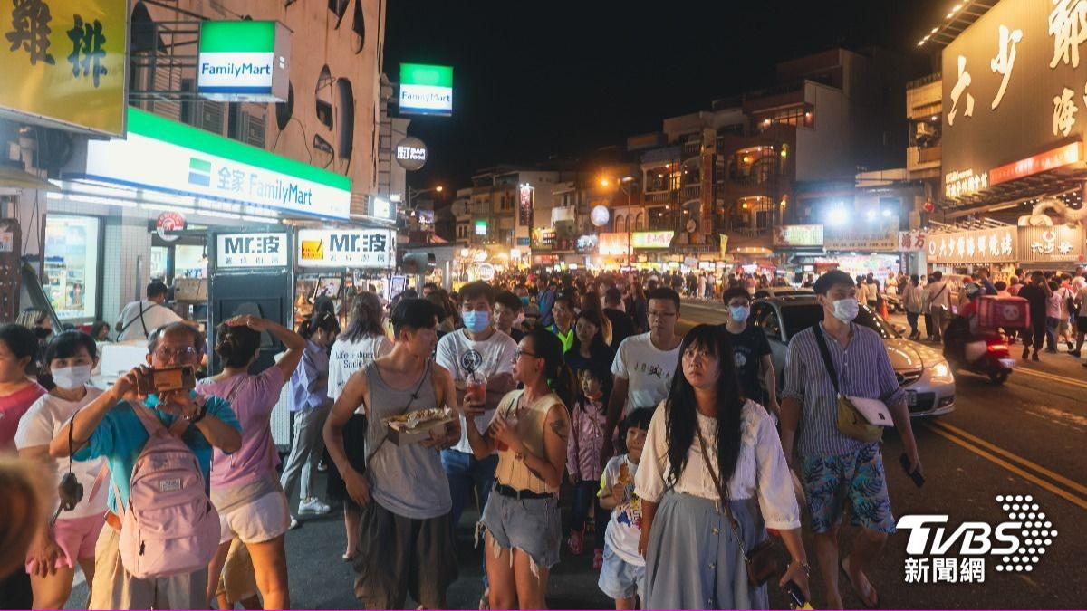 墾丁觀光人潮驟減，業者叫苦連天。（示意圖，與本案無關／shutterstock達志影像）