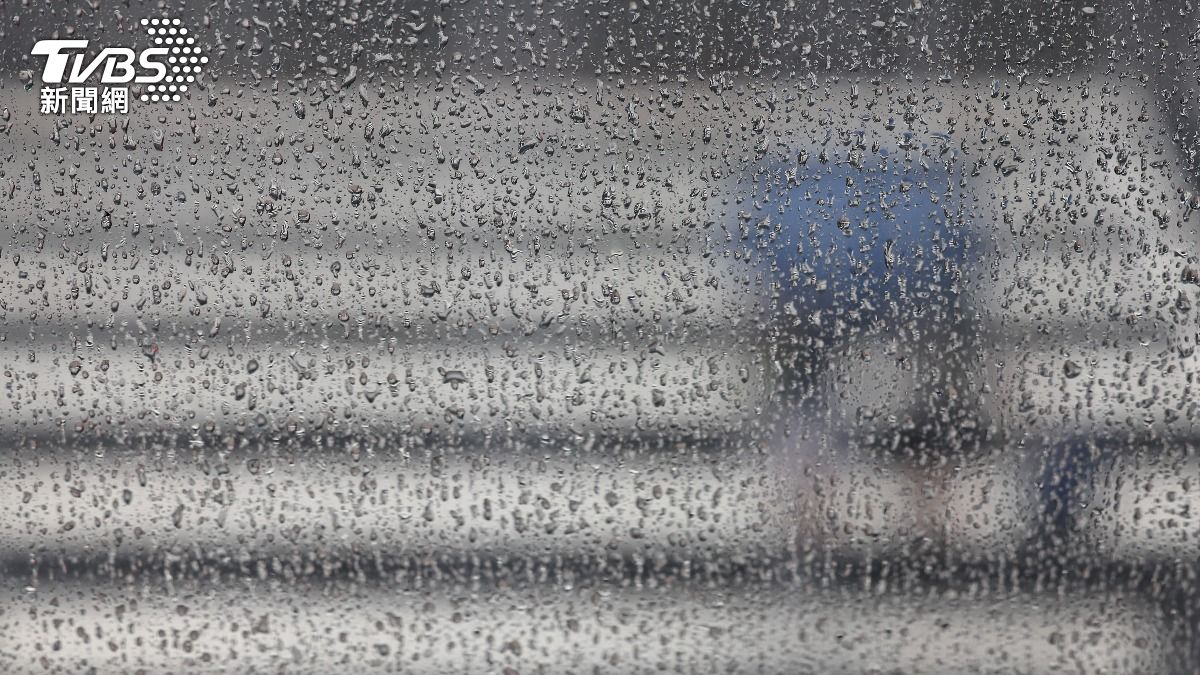 雙北豪雨特報。（圖／中央社）