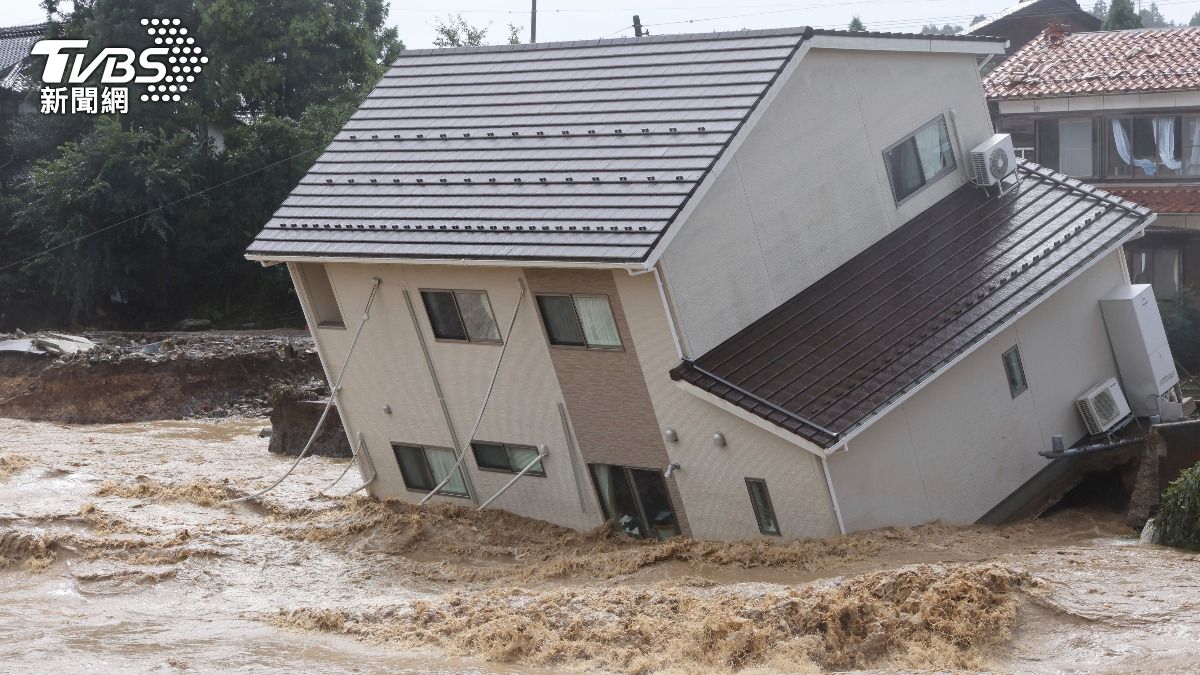 石川縣暴雨成災，多處淹水、河川氾濫。（圖／達志影像美聯社）