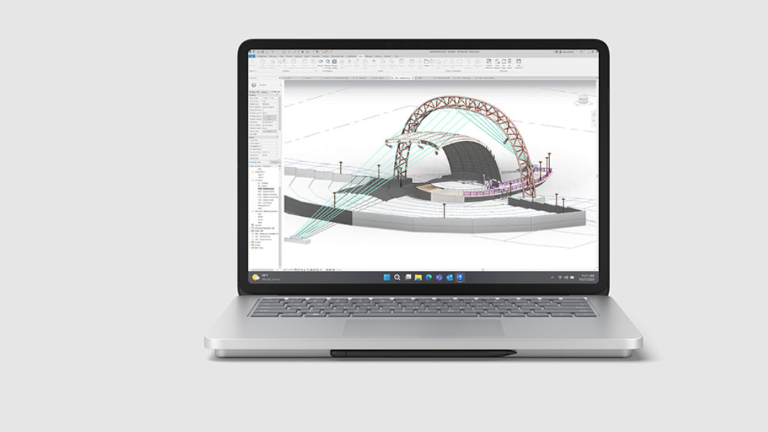 Surface Laptop Studio 2 med et ingeniørprogram på skjermen