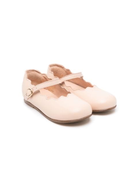 Chloé Kids buckled scalloped shoes