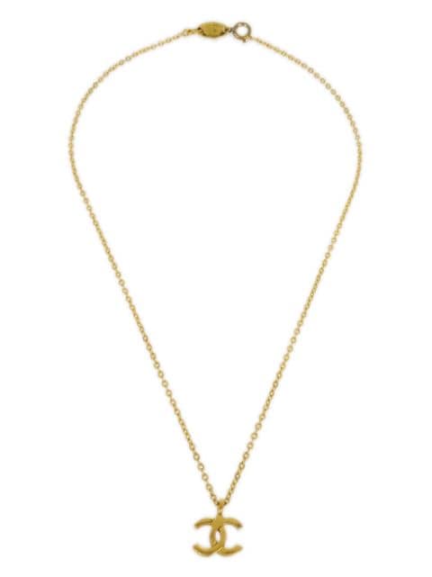 CHANEL Pre-Owned 1982 mini CC pendant necklace