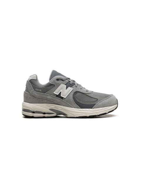 New Balance Kids 2002 suede sneakers 