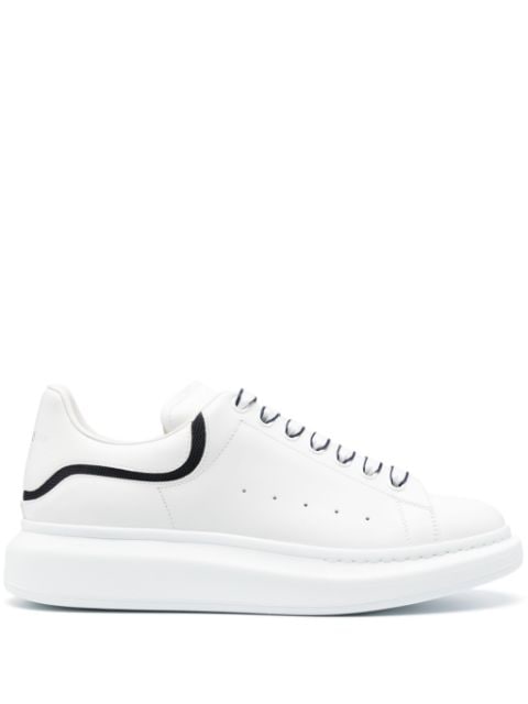 Alexander McQueen tenis con agujetas oversize