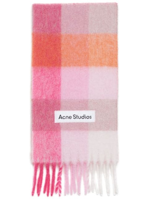 Acne Studios mascada con logo y flecos