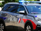 Une policière blessée après avoir été percutée par un véhicule