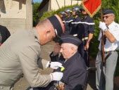 Charles Hercher décoré de la médaille militaire