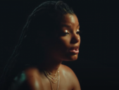 Halle Bailey : l’actrice de La Petite Sirène sort son premier single en solo