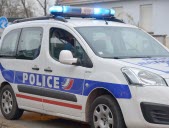 Il roule ivre sur des pistes cyclables et agresse deux policiers