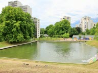 Faut-il rendre le lac de la Villeneuve baignable ? On ouvre le débat