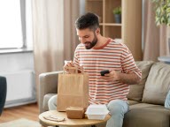 En quoi les "dark kitchens" révolutionnent le monde de la restauration ?