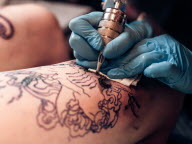 Tatouage : existe-t-il un surrisque de lymphome ?