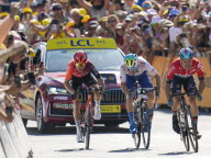 Victor Campenaerts remporte la 18e étape au sprint à Barcelonnette