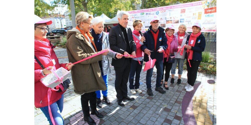 Le Village rose a dûment été inauguré ce samedi en début d'aprè-midi par les élus, responsables et bénévoles. Photo Victor Salvador