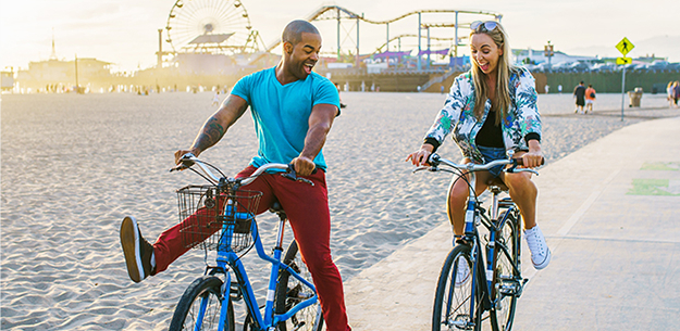 Couple bike-riding in Santa Monica