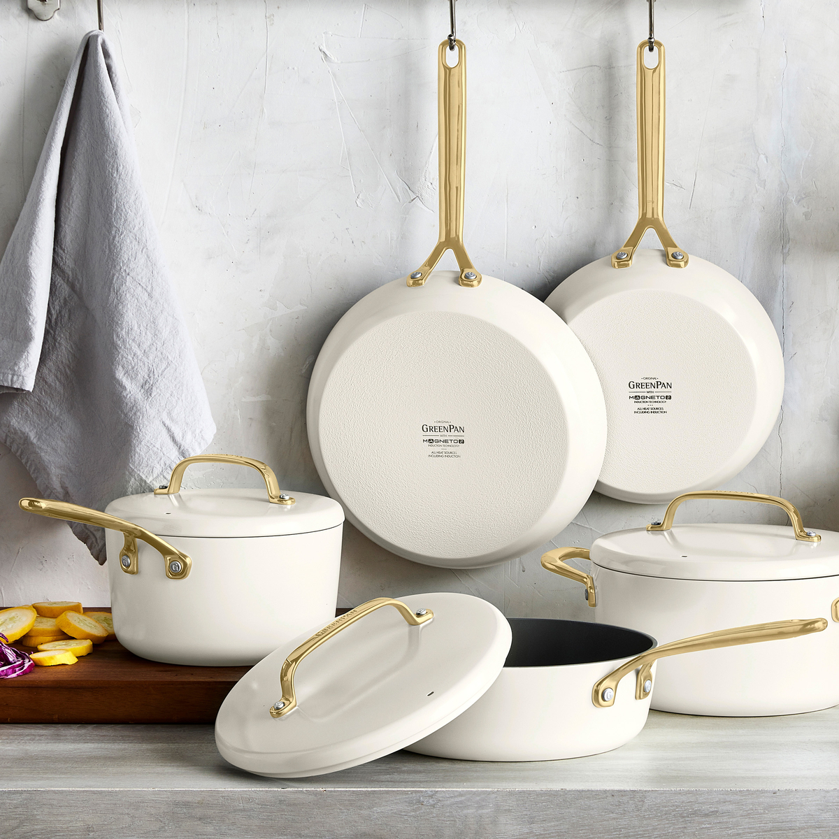 Cookware Sets: Up to 70% Off