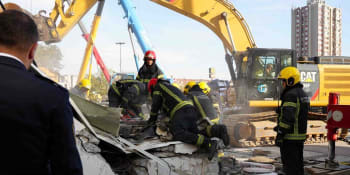 Při tragédii v Srbsku zemřela i mladá Slovenka s přítelem. Na nádraží na ně spadl beton