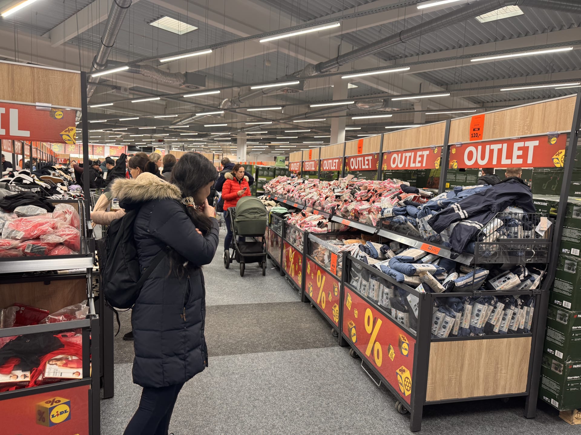 Prodejna Lidl Outlet v pražských Štěrboholech