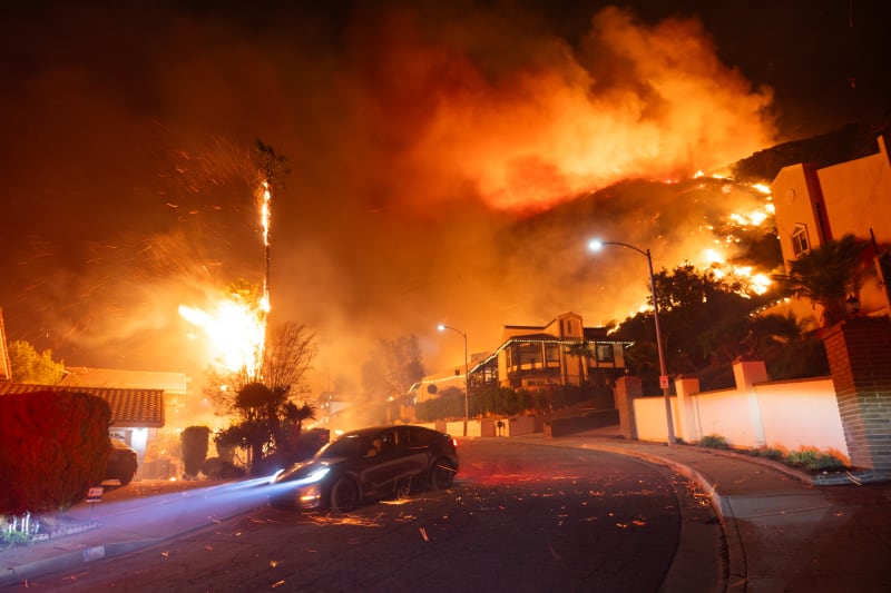 Požáry v Los Angeles jsou nejhorší v historii města.