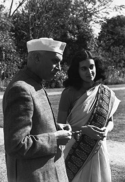 Prime-minister-NEHRU-and-his-daughter-Indira-GANDHI-Photo-Henri-Cartier-Bresson-from-album-India-47_48