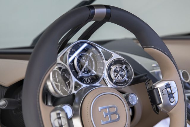 Bugatti Tourbillon instruments