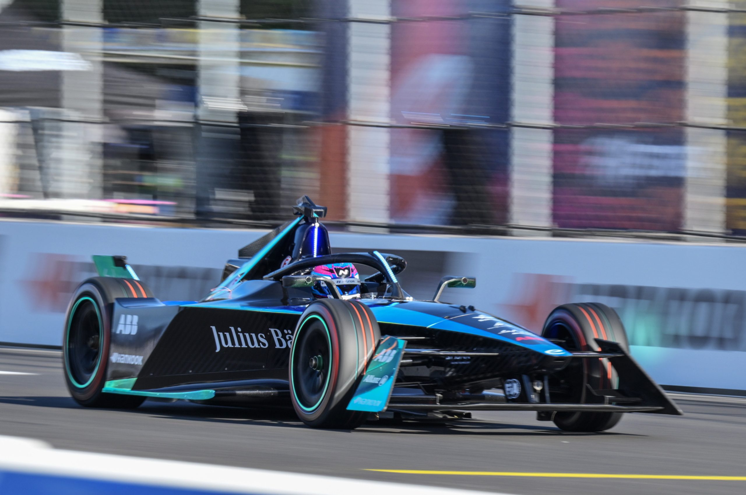 PORTLAND INTERNATIONAL RACEWAY, UNITED STATES OF AMERICA - JUNE 28: Robert Wickens in the GEN3 Championship Car during the Portland ePrix I at Portland International Raceway on Friday June 28, 2024 in Portland, United States of America. (Photo by Simon Galloway / LAT Images)