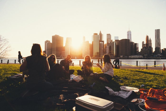 brooklyn sunset picnic by Ben Duchac on Unsplash?width=698&height=466&fit=crop&auto=webp